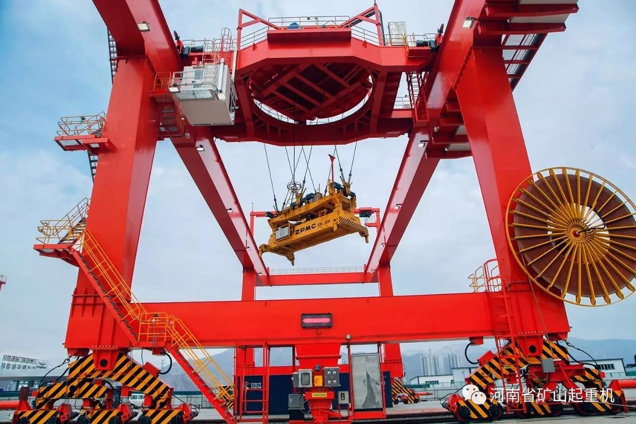 container gantry crane